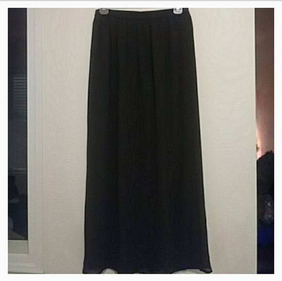 Button down Chiffon Maxi Skirt - Picture 5 of 5